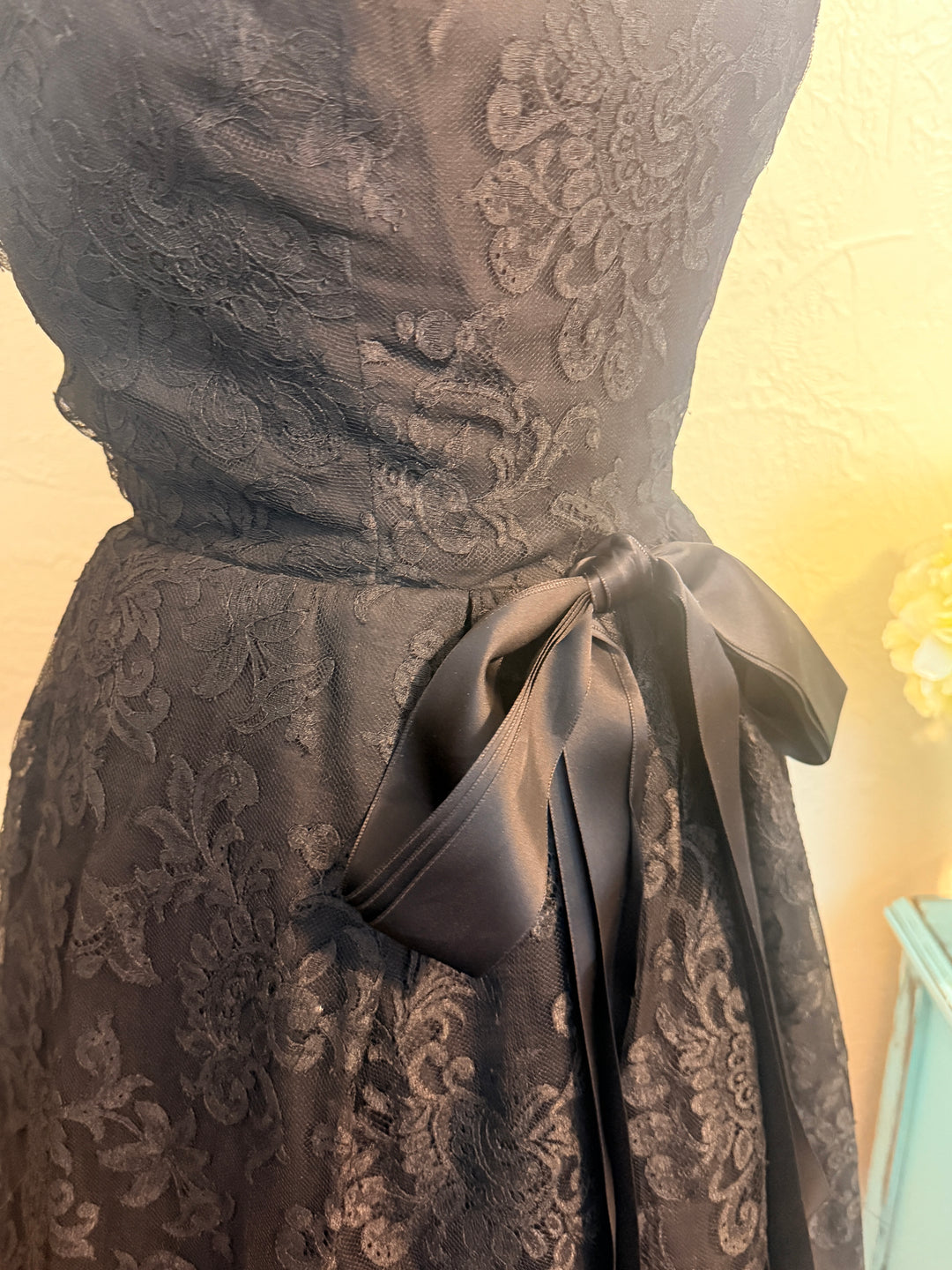 Vintage 1950s Givenchy Université Black Chantilly Lace Cocktail Dress